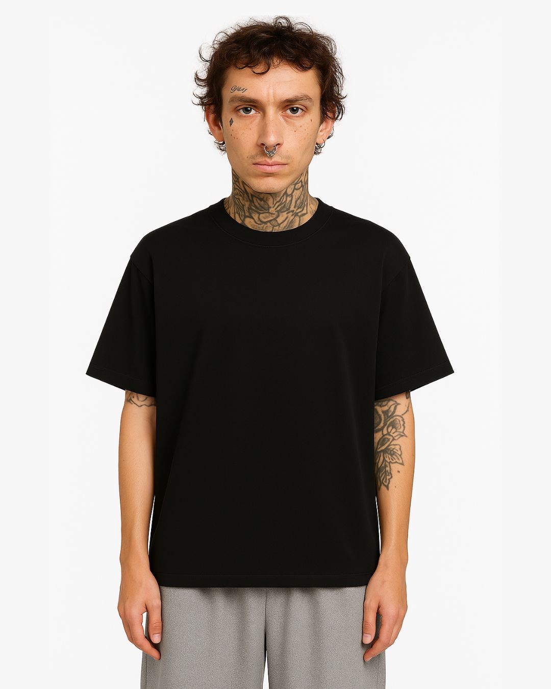 BASIC T-SHIRT (BLACK) - obrazek 2